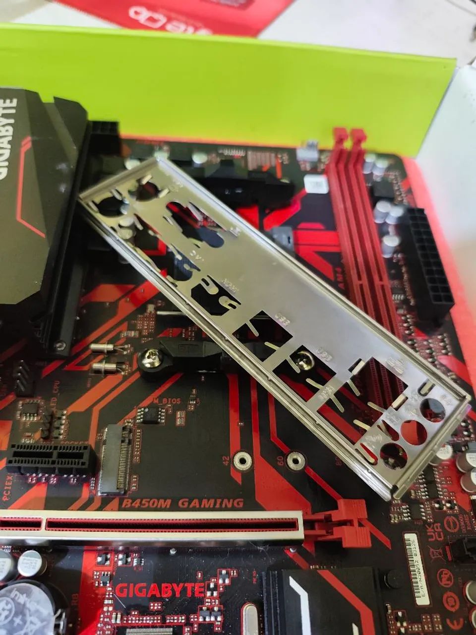 Placa mãe Gigabyte B450 - Foto 2
