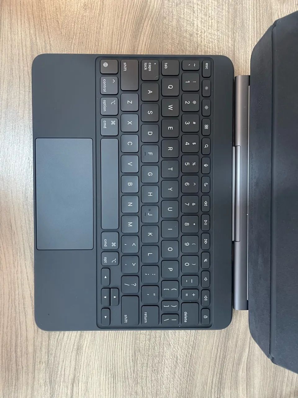 Teclado e capa original iPad Apple Magic Keyboard para iPad Air 11" (M4) NOVA E ORIGINAL - Foto 4