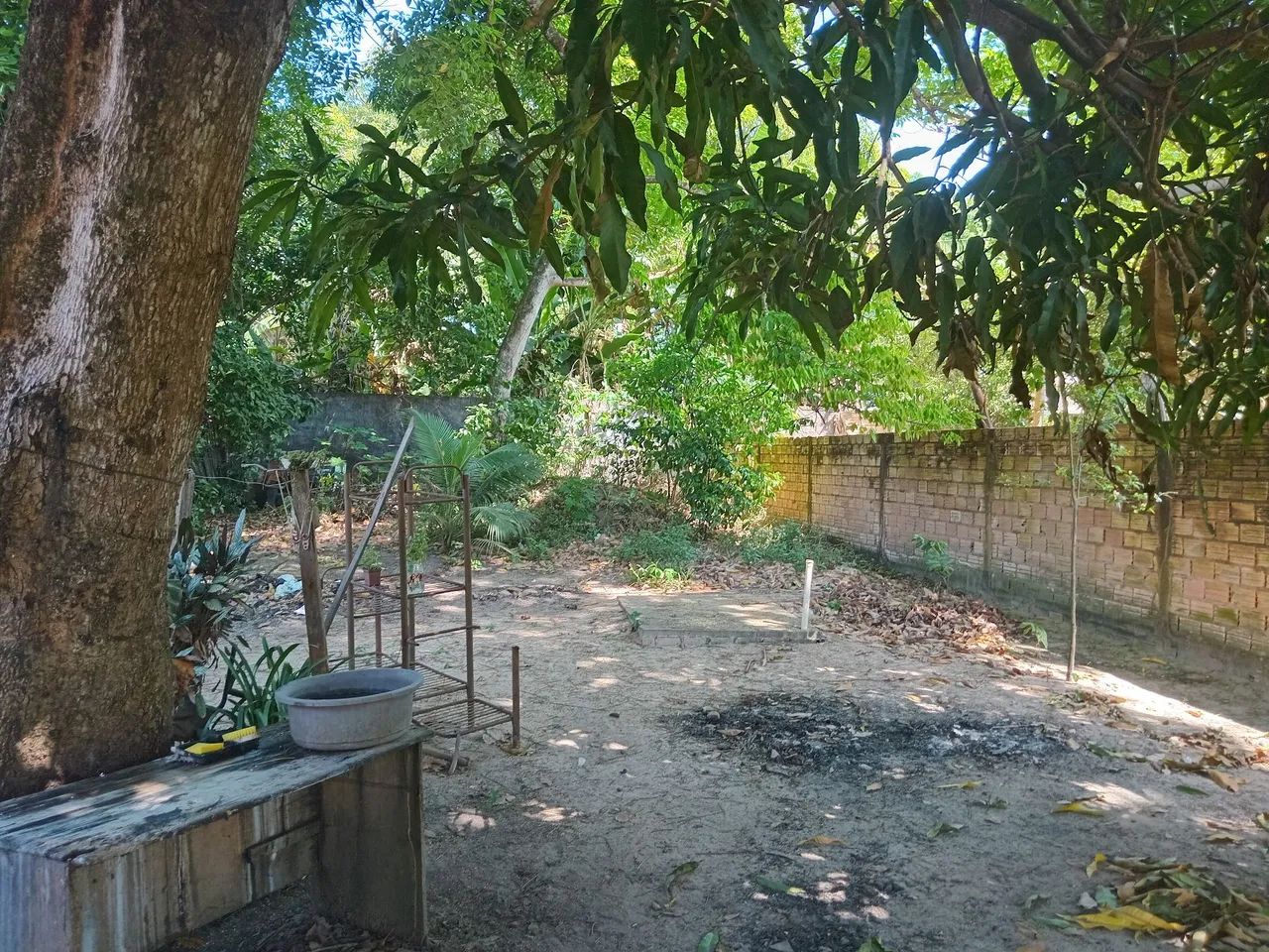 Vende-se terreno com casa - Foto 2