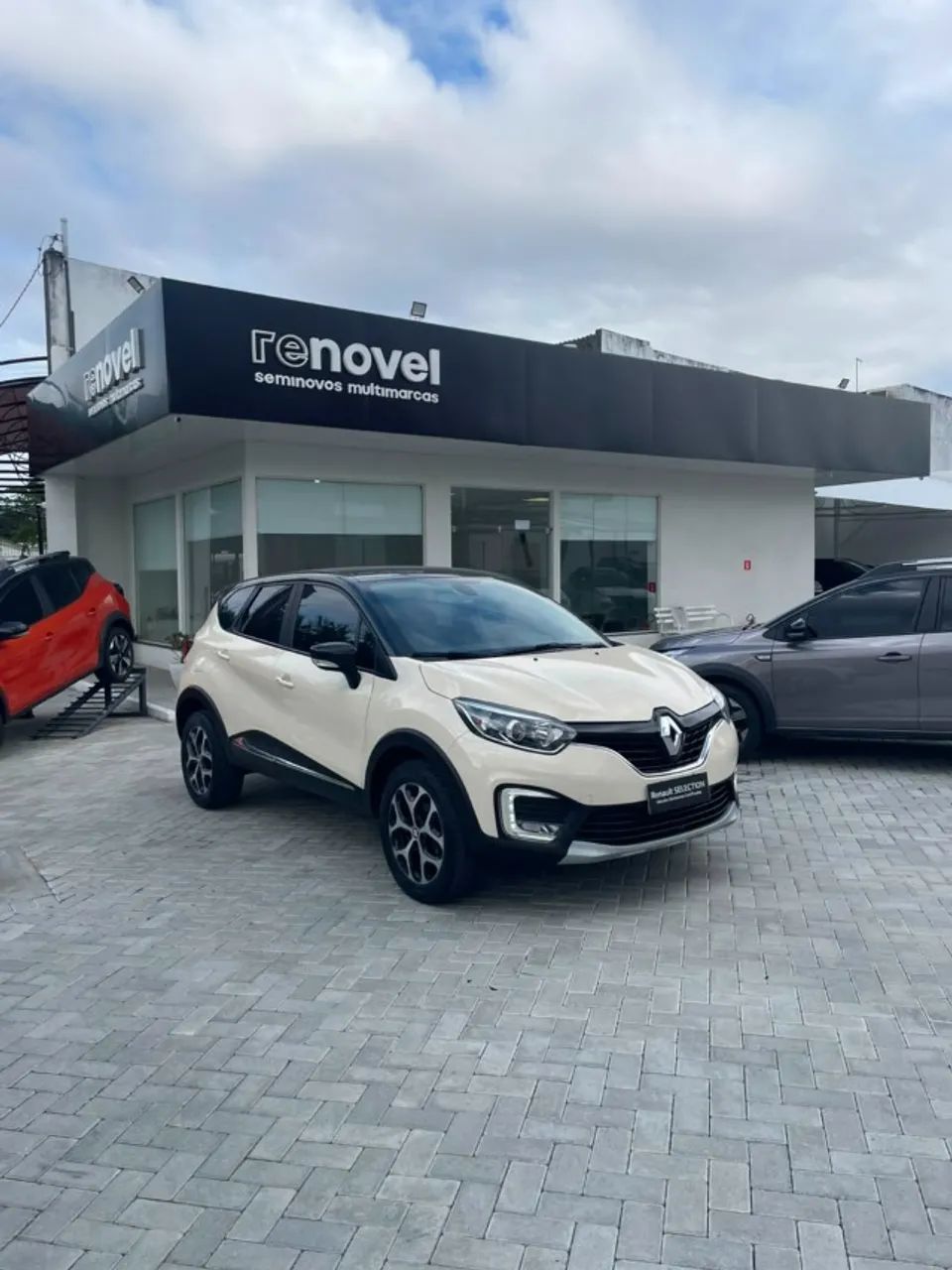 Renault Captur Intense 1.6 16V Flex 5P Aut. 2019 - Foto 2