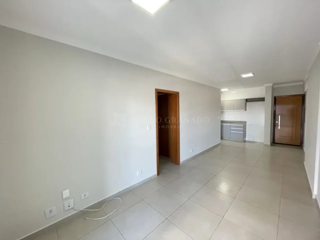 Apartamento com 2 quartos com 1 suíte no centro de Maringá. - Foto 2