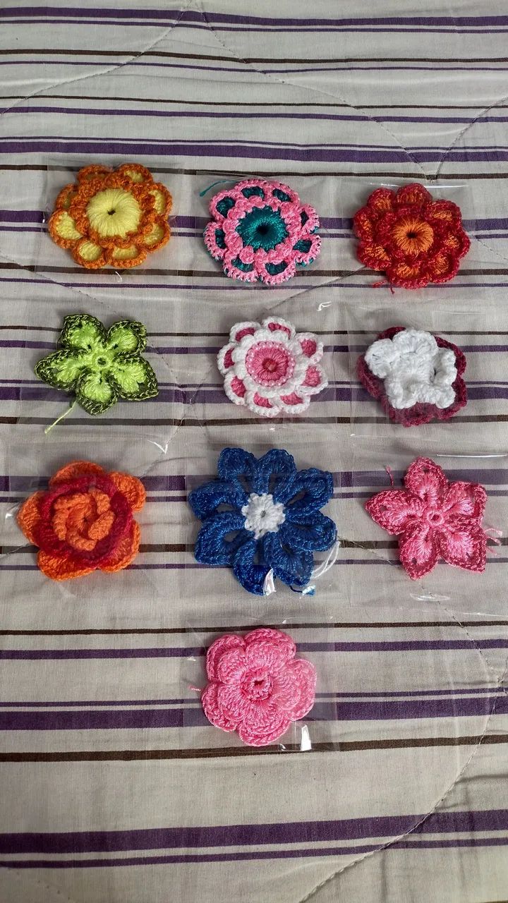 Flores de crochê diversas - Foto 3