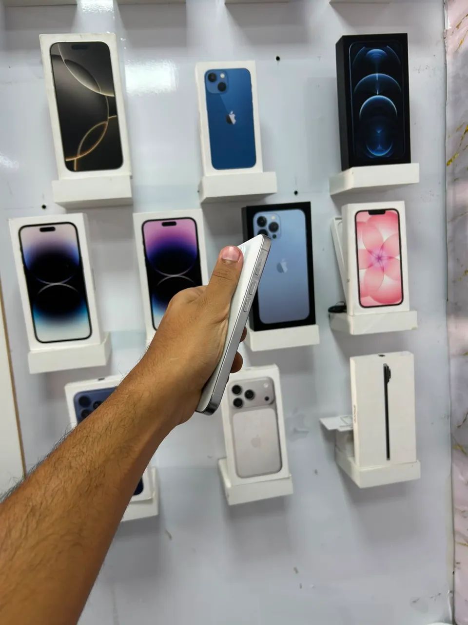 IPHONE 15 PRO 256GB  - Foto 5