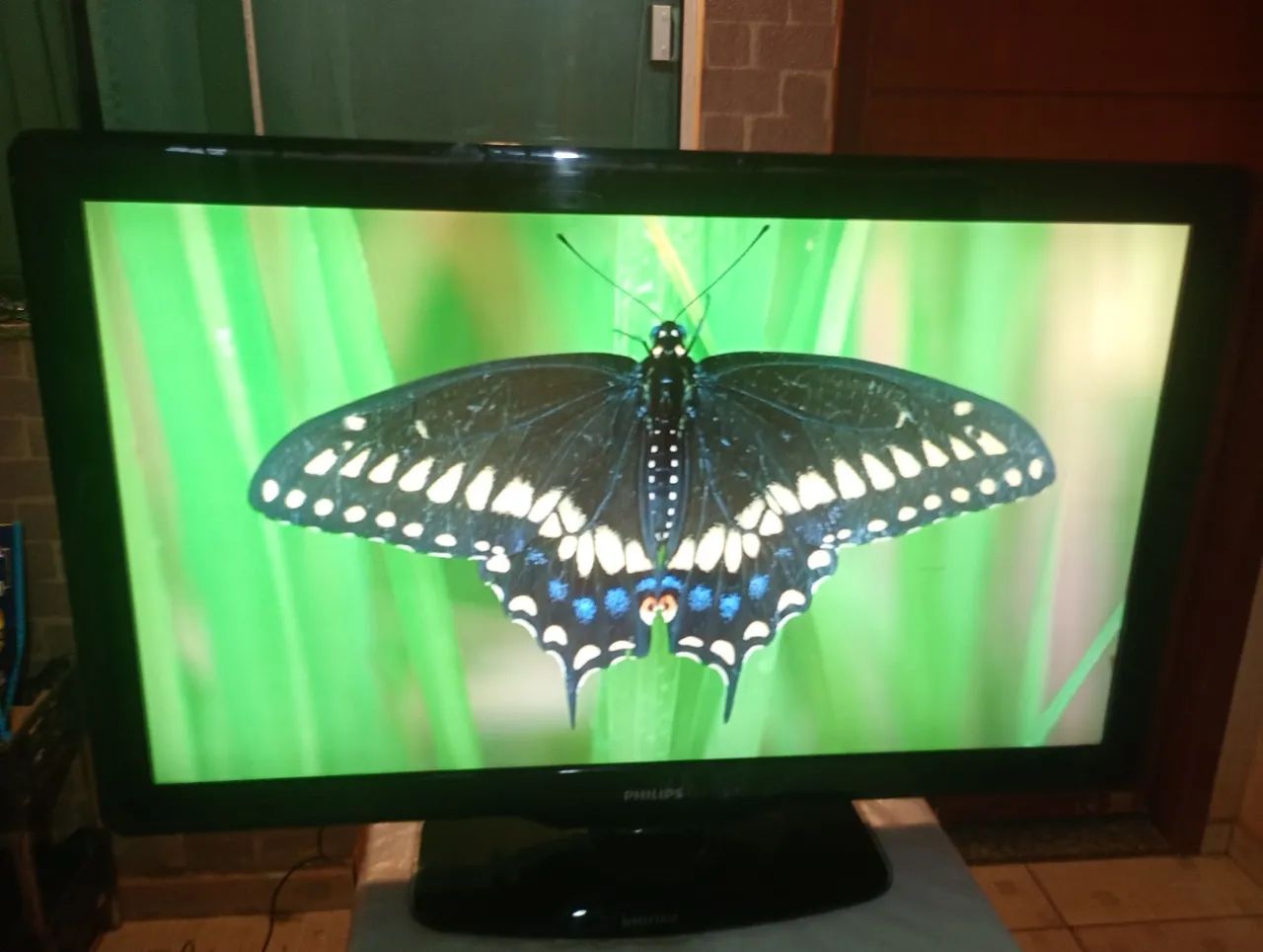 Tv Philips 40 polegadas LCD digital  - Foto 3
