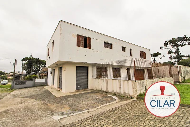 Prédio comercial à venda no Parolin, Curitiba, com 329m² e 2 vagas