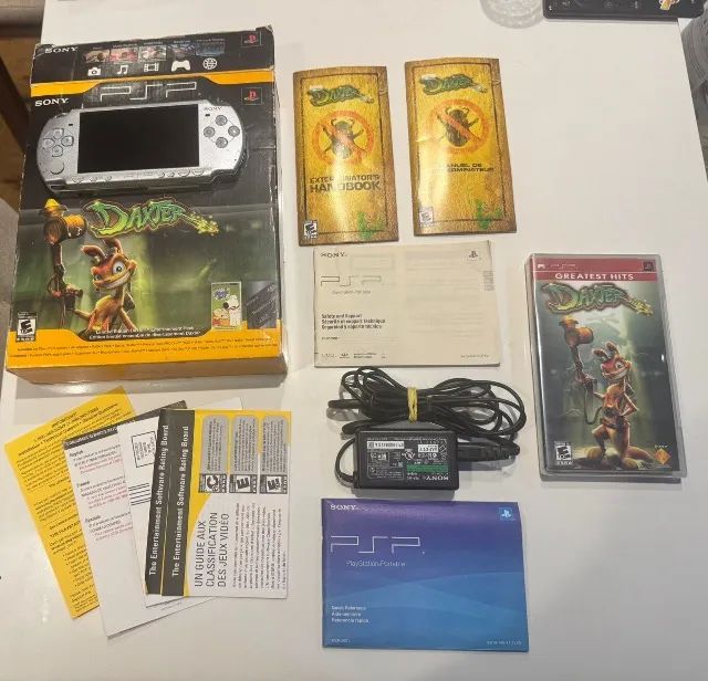 PSP-2000 Daxter Limited Edition Silver Prata