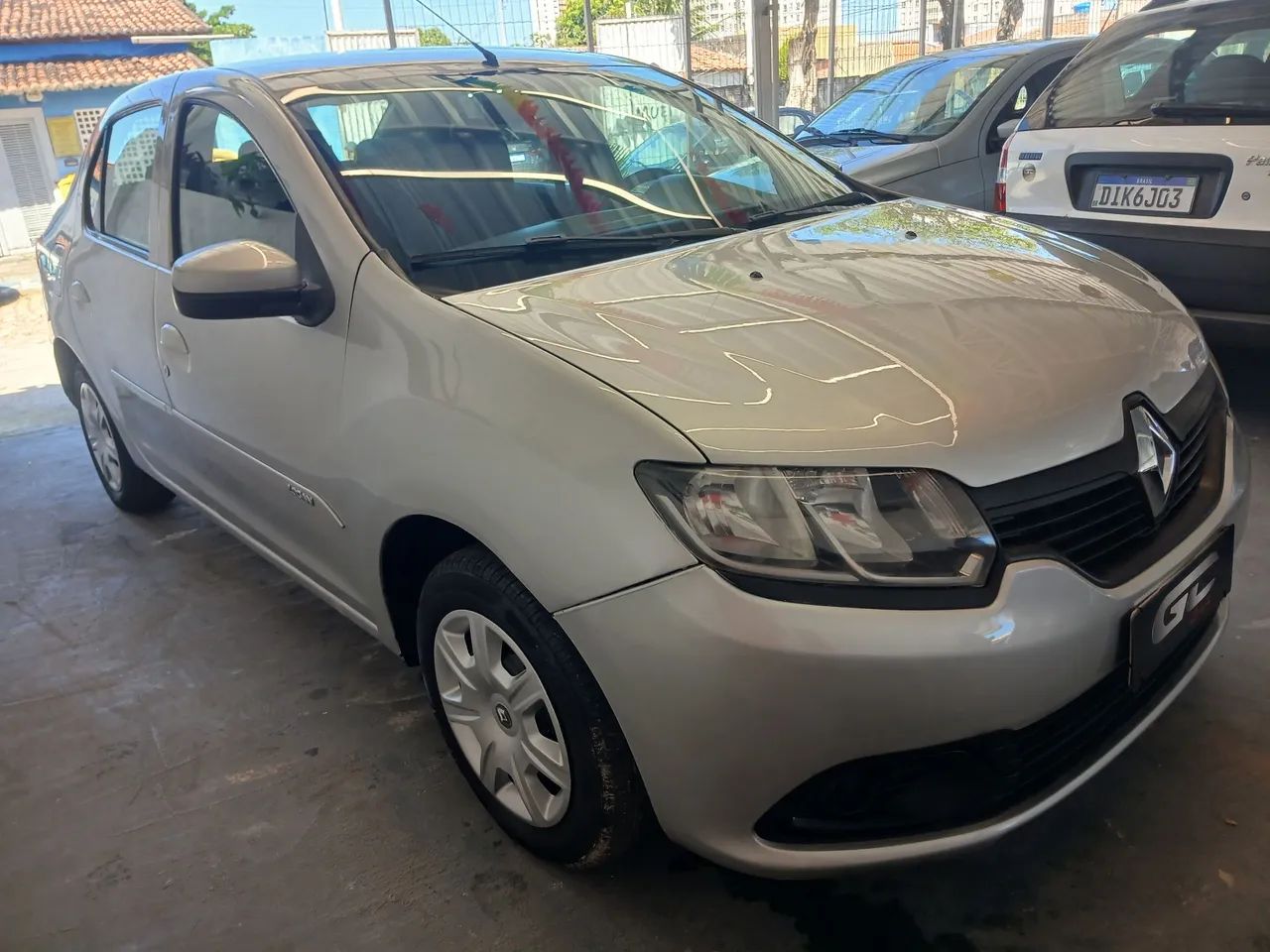 Renault Logan Authentique Hi-flex 1.0 16V 4P 2015 - Foto 3