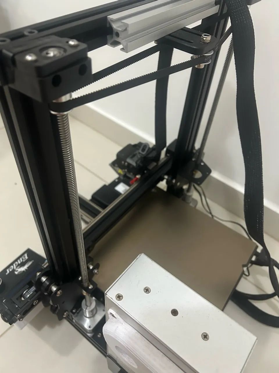 Impressora 3D Ender 3 + upgrades  - Foto 4