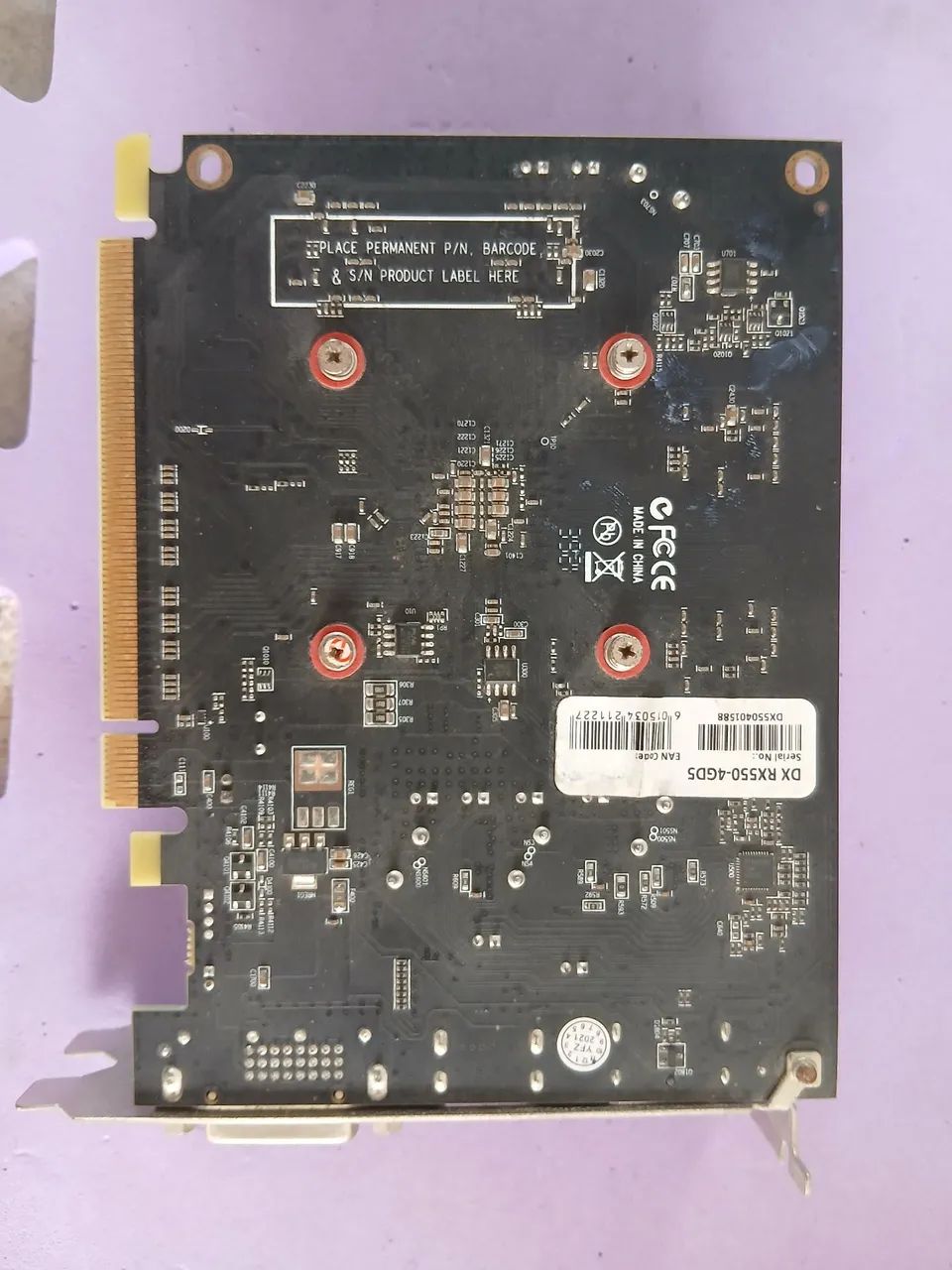 Placa de video AMD Rx550 4 GB  - Foto 2