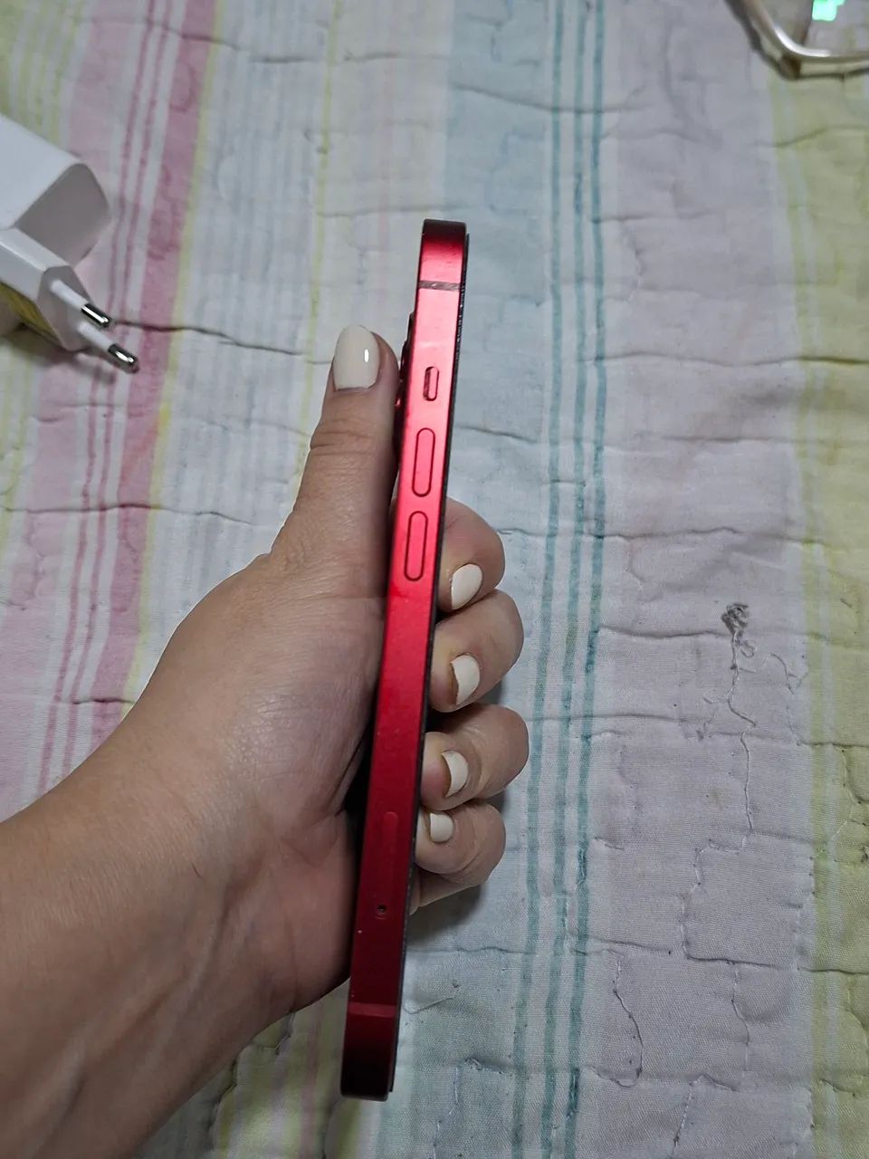 Iphone 13 vermelho 128gb - Foto 3