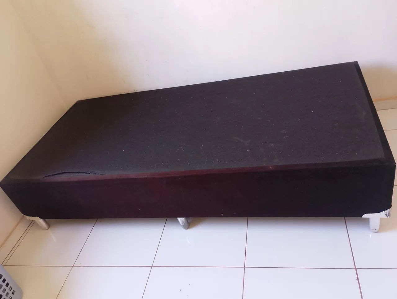 Base de cama de solteiro 