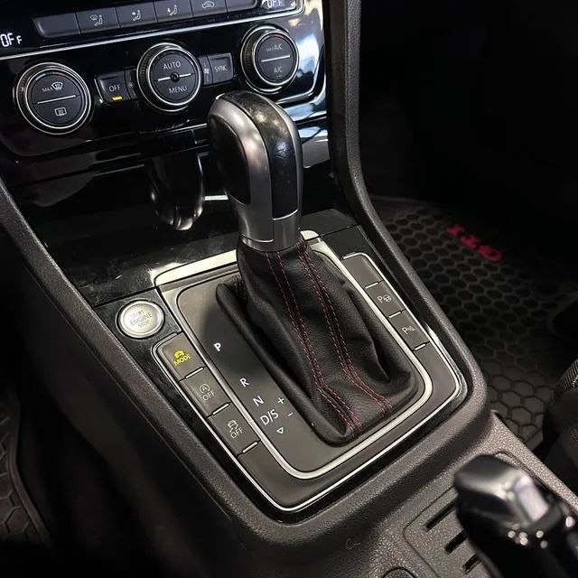 Volkswagen Golf GTI 350 TSI 2.0 230cv 16V Aut. 2019 - Foto 10