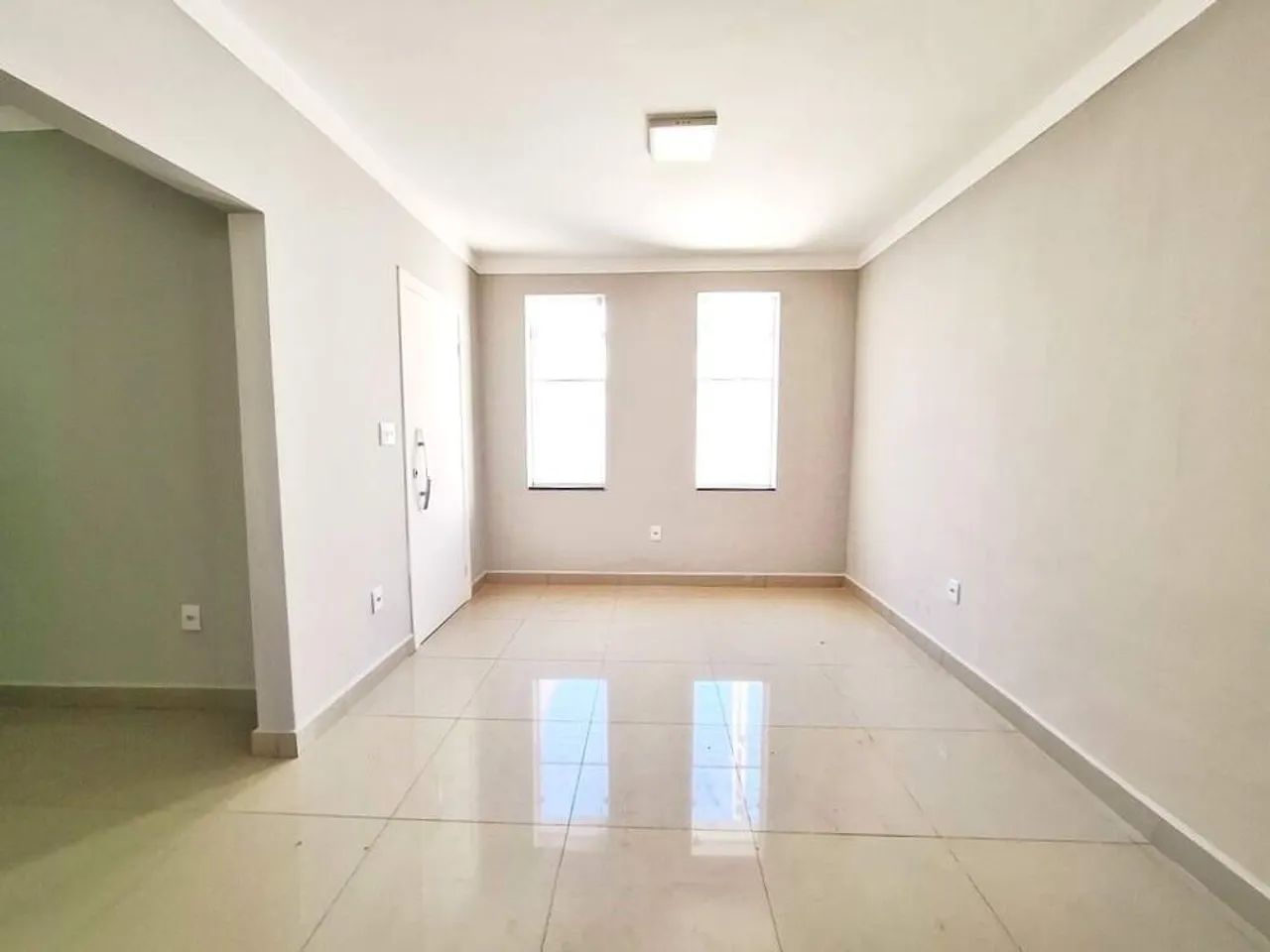 Casa 3 quartos 107 m² Jardim Roseira