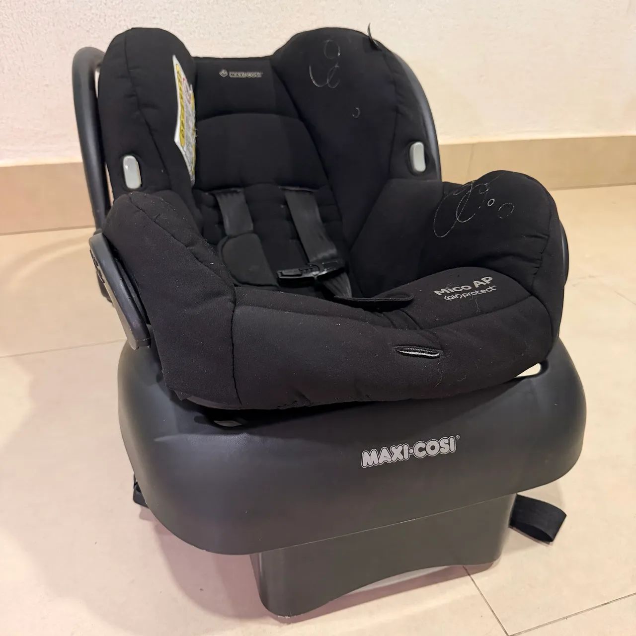 Bebê conforto altíssimo padrão bem conservado
