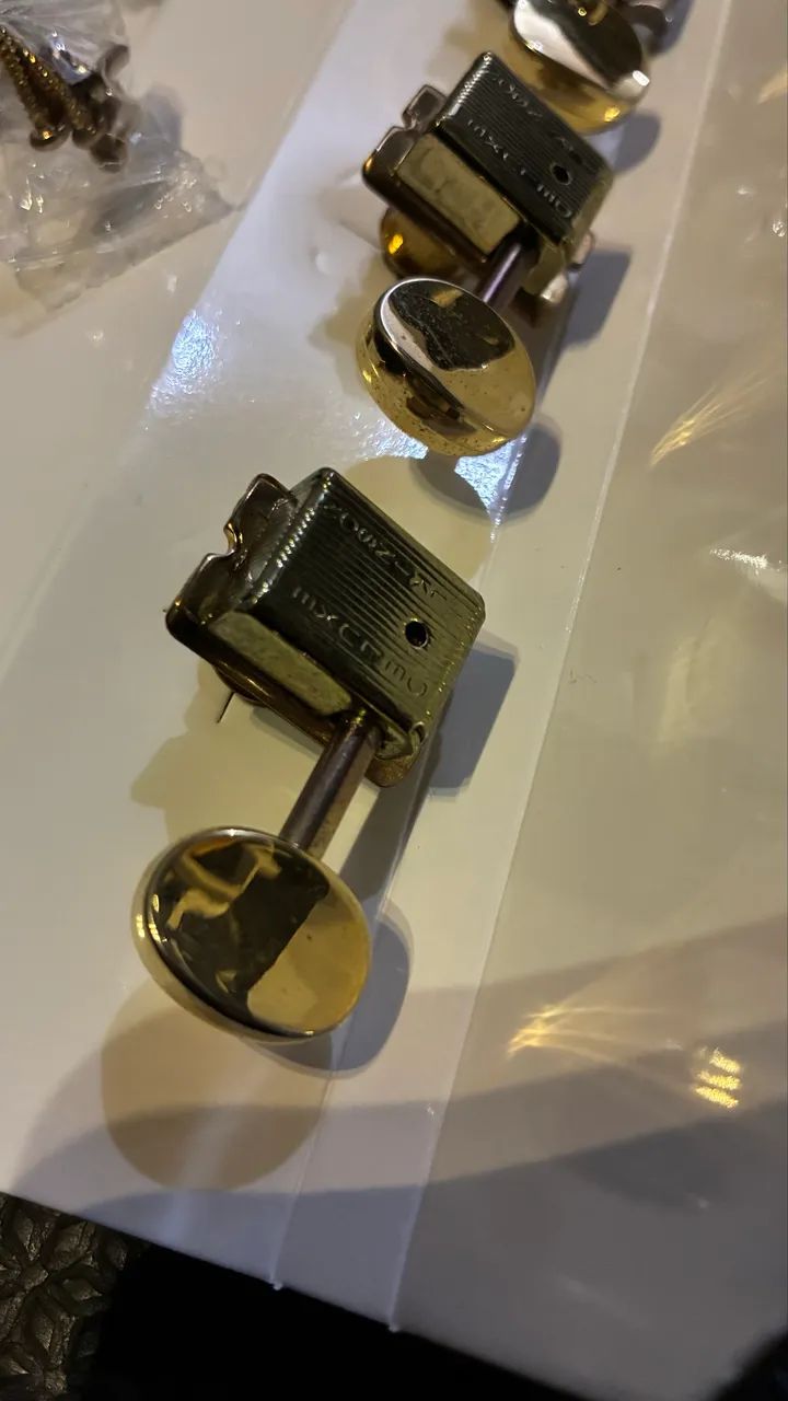 Tarraxa Vintage Wilkinson Deluxe dourada - Foto 3