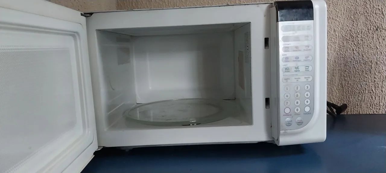 Microondas electrolux 31l  - Foto 4