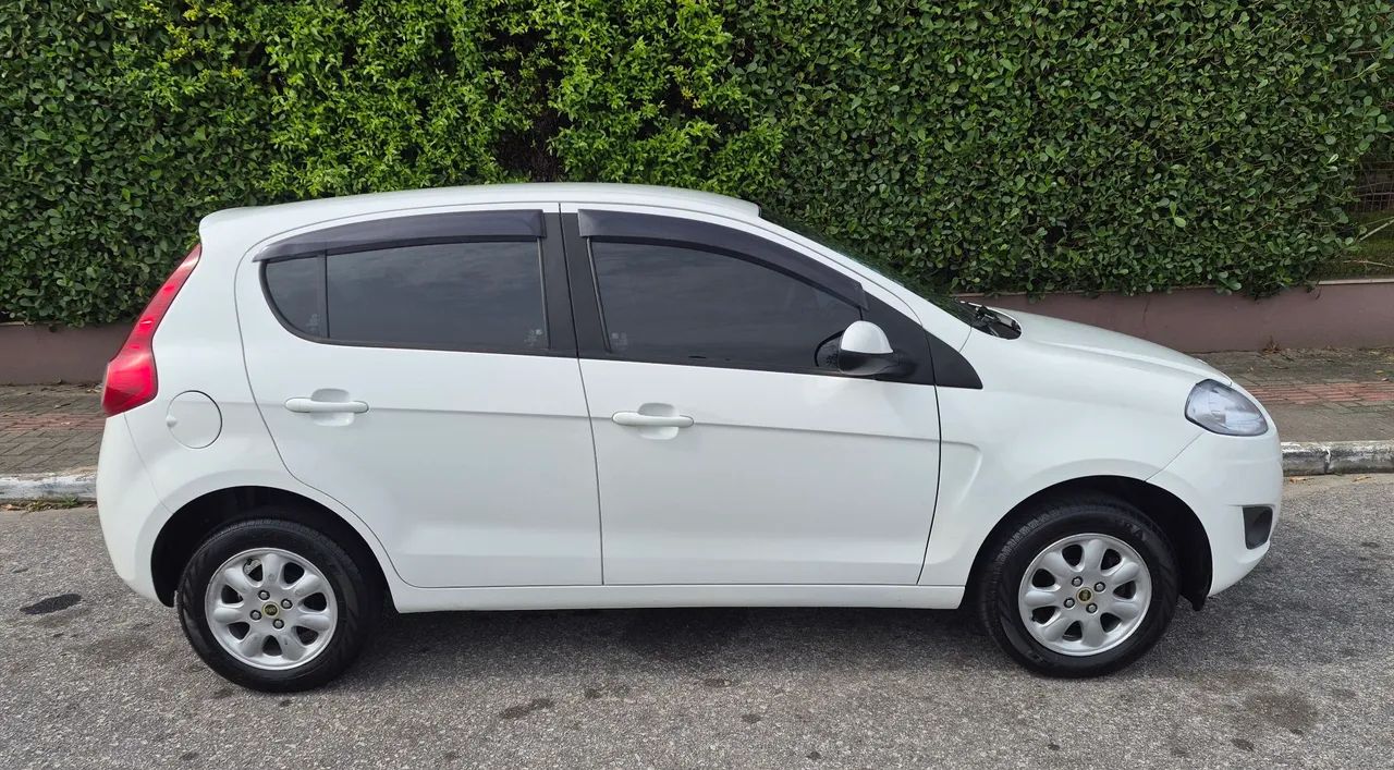 Fiat Palio Attractive 1.0 EVO Fire Flex 8V 5P 2016 - Foto 5