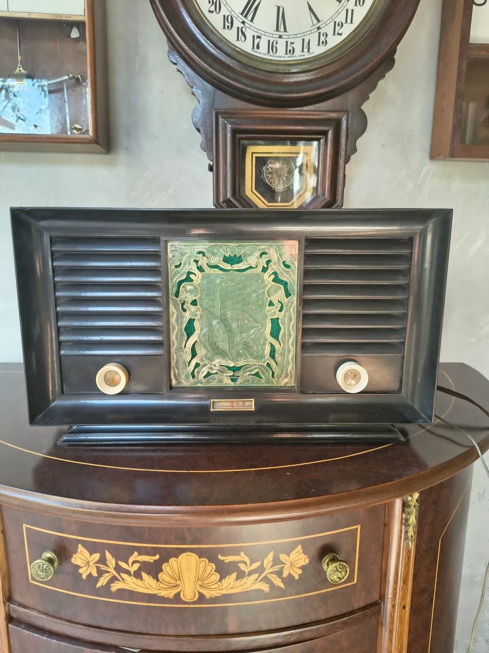 Rádio antigo 