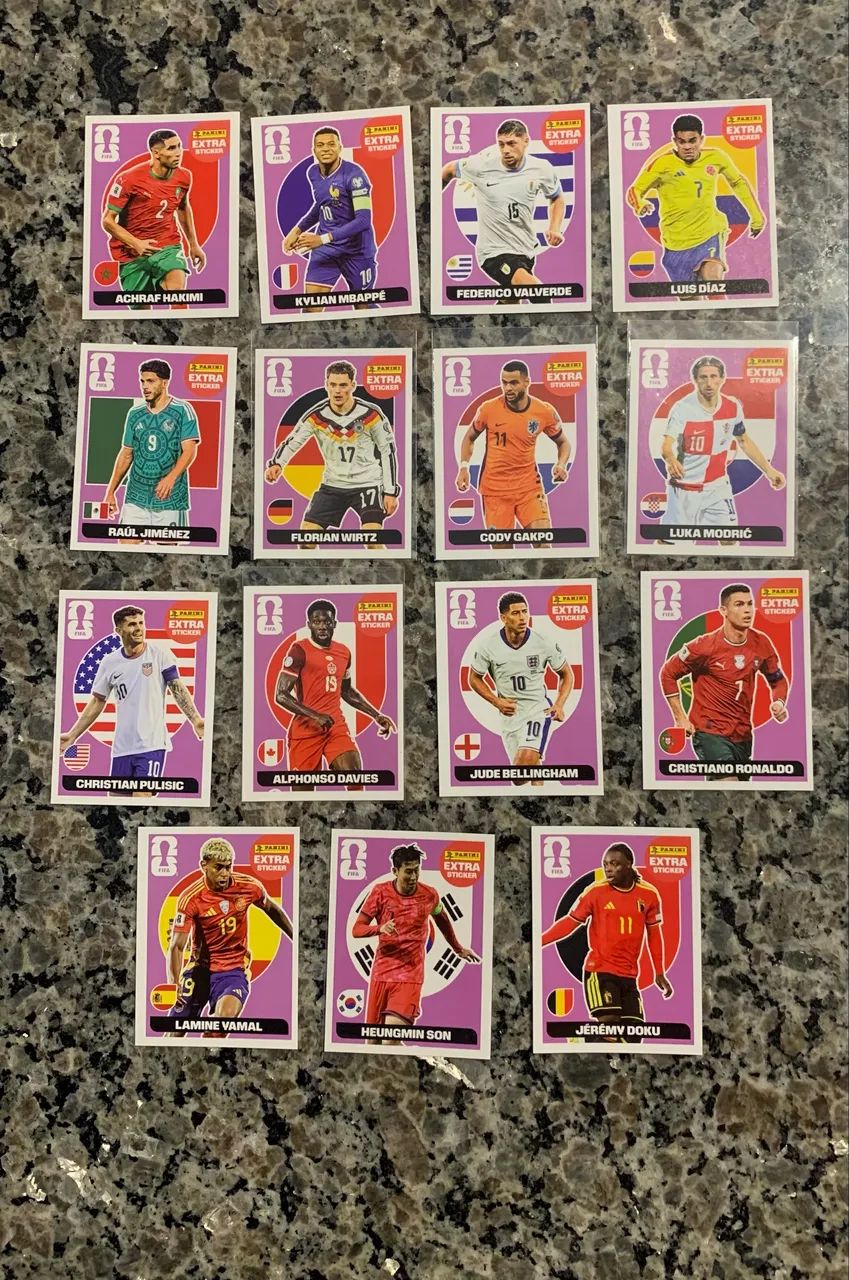 Figurinhas 15 lilás Legends Original Panini 
