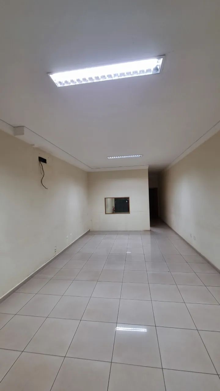 Alugo sala comercial de 60 m² no Centro de Cornélio Procópio - Foto 5