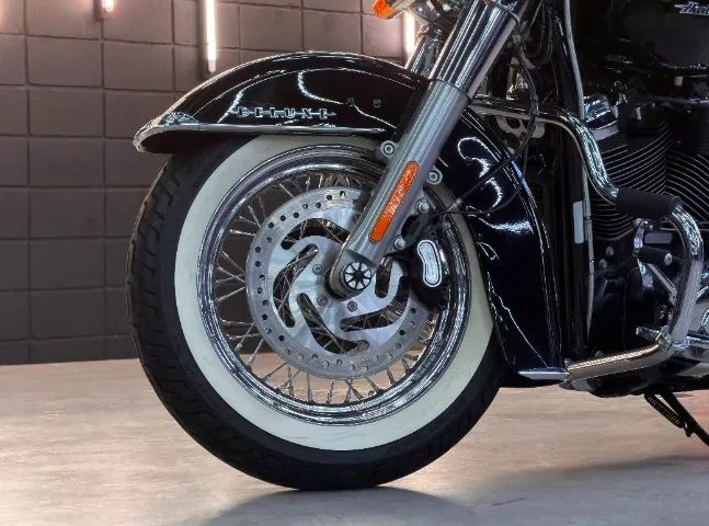 Harley Davidson Softail Deluxe - Foto 3