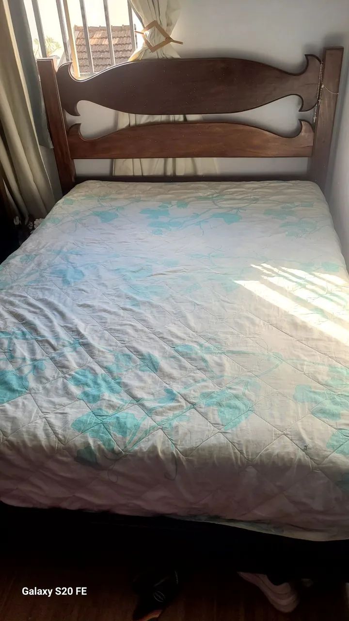 Combo: Cama de casal, cama de solteiro e sofá  - Foto 2