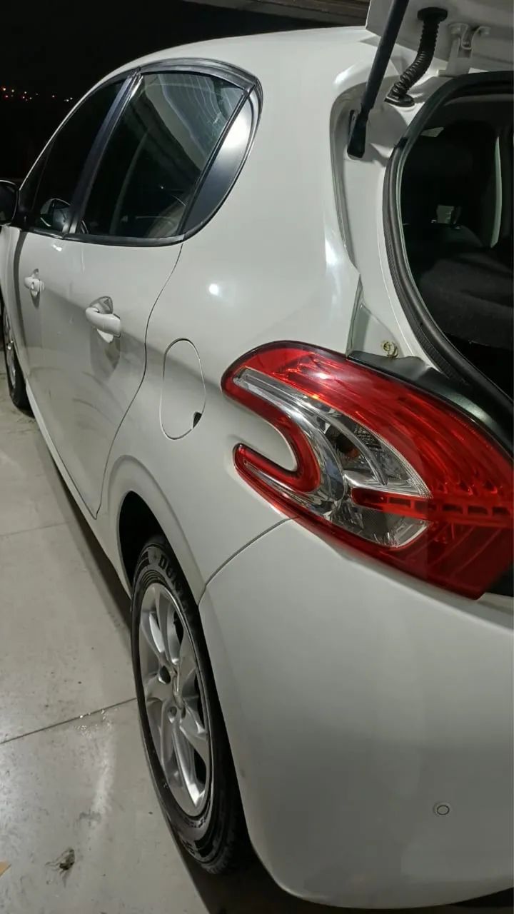 Peugeot 208 Active/active Pack 1.5 Flex 8V 5P 2015 - Foto 9