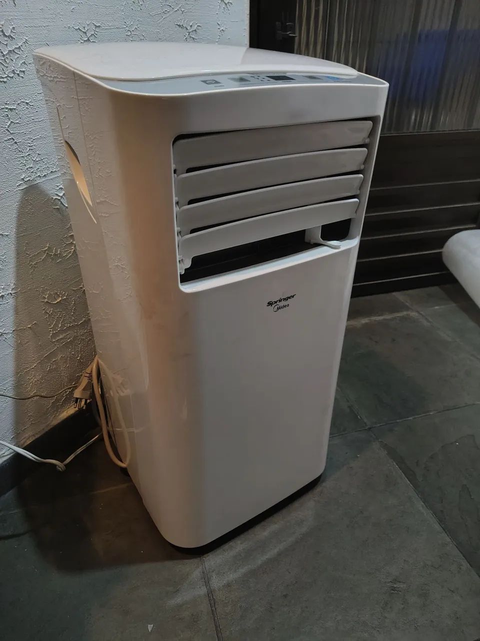 Ar Condicionado Portátil Midea 12000 btus - 110v - Foto 4