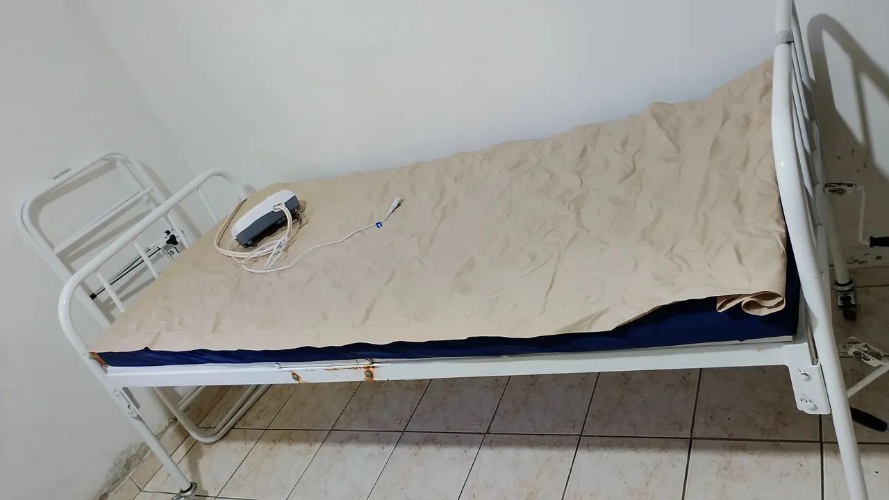 Cama Hospitalar  - Foto 2