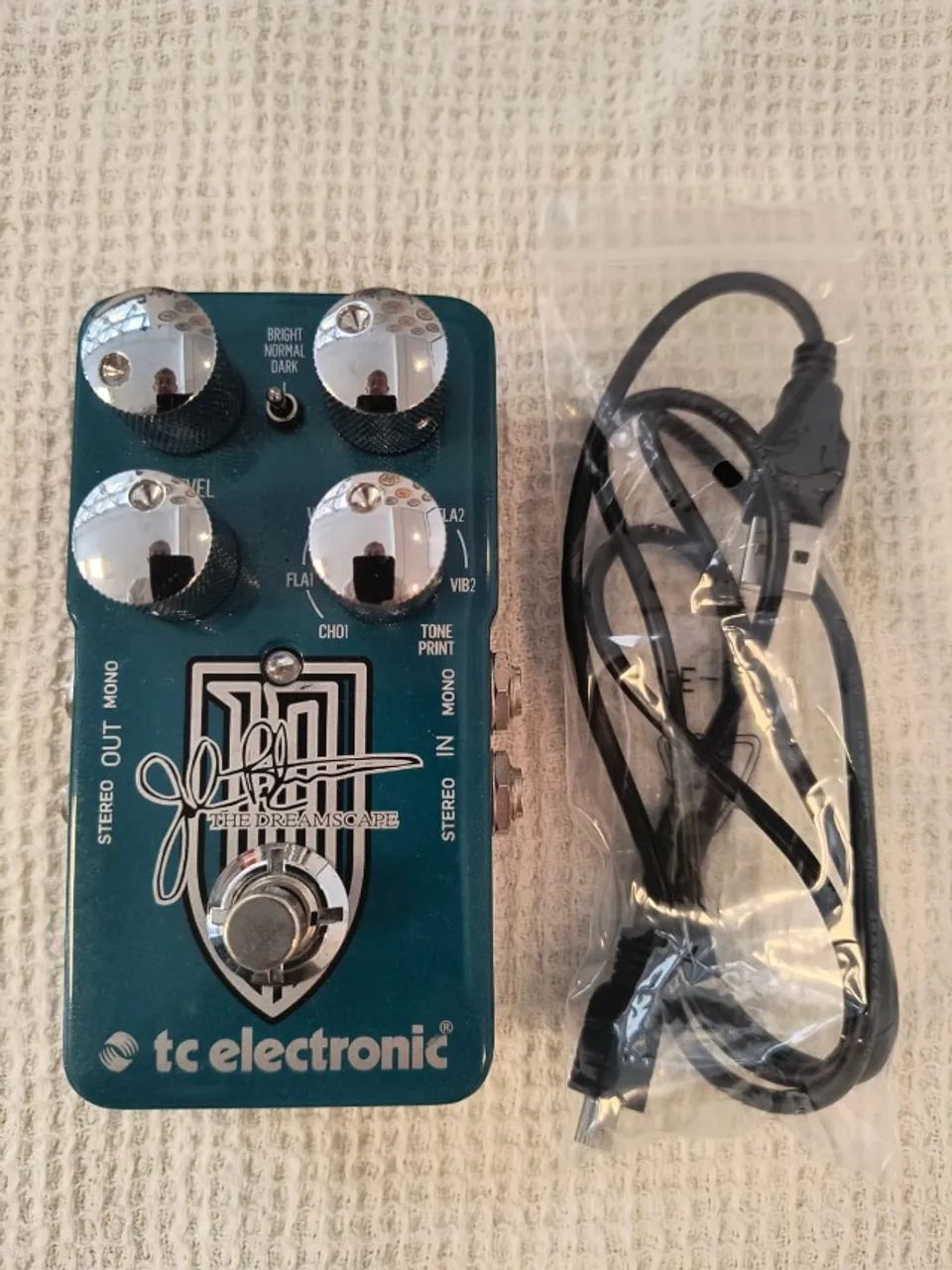 Pedal de Guitarra TC Eletronic The Dreamscape (Chorus, Flanger e
