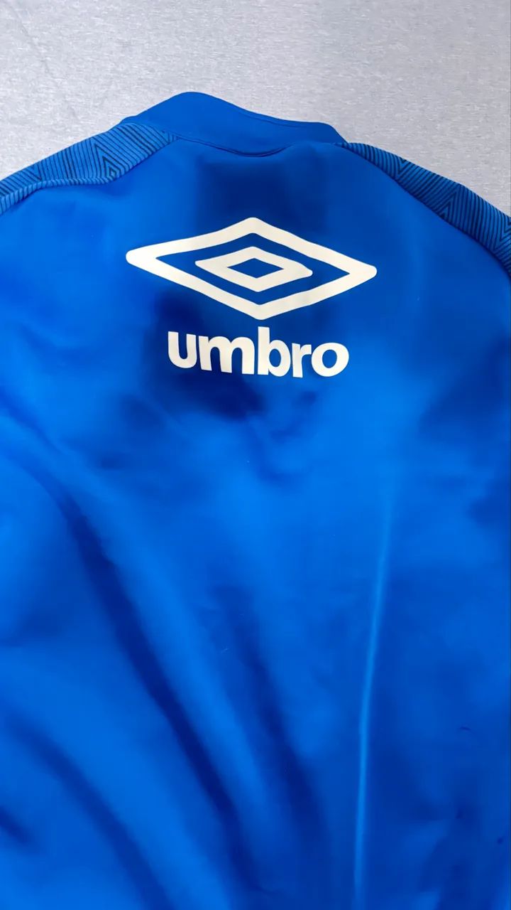 Este é um Blusão de Treino do Grêmio (Umbro)) - Foto 5