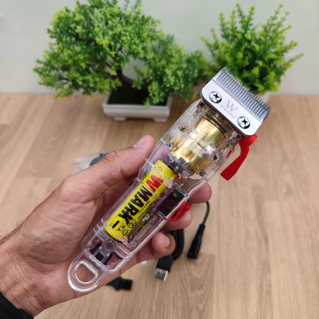 Máquina De Cortar Cabelo Profissional Wmark sem fio - Foto 4