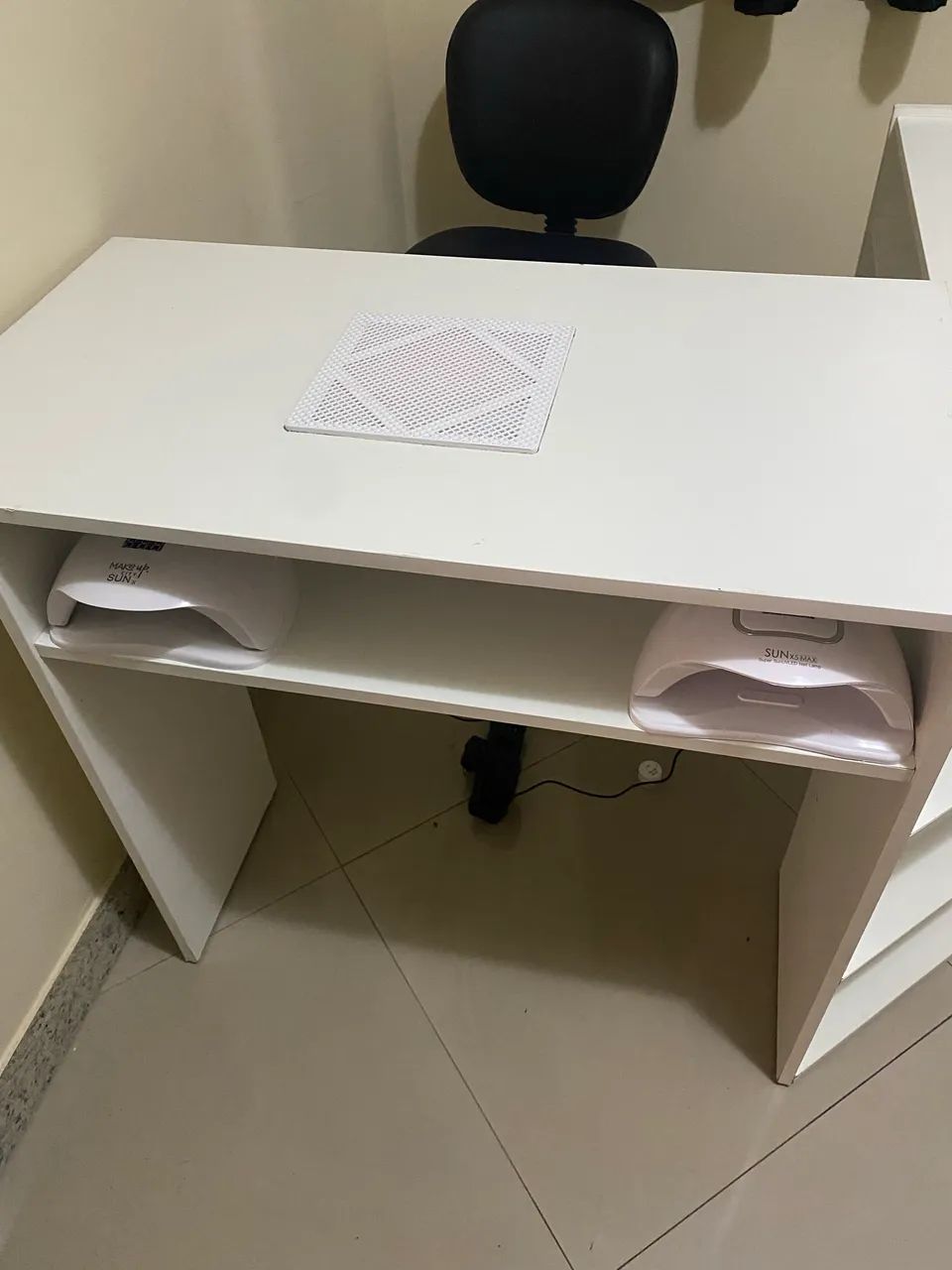 VENDO MESA NAIL DESIGNER ADAPTADA COM SUGADOR DE PÓ 