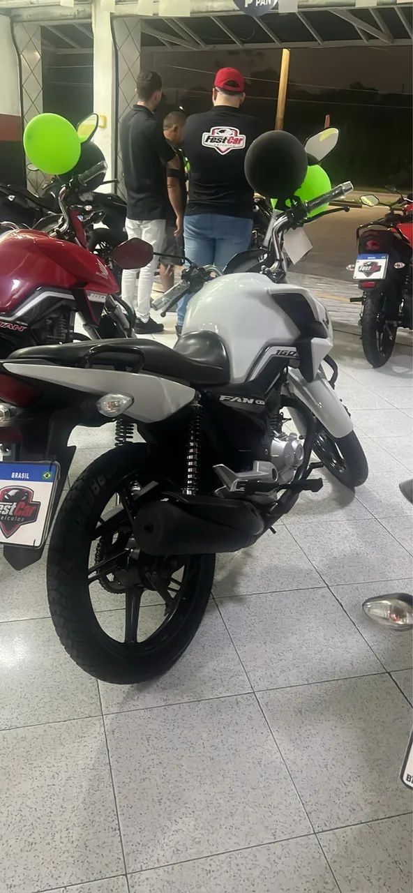 Moto com precedência 