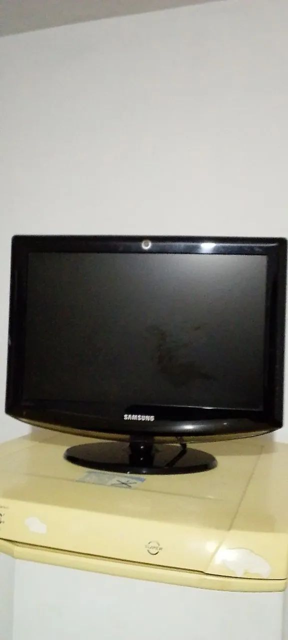 Monitor Samsung 19 polegadas CFTV