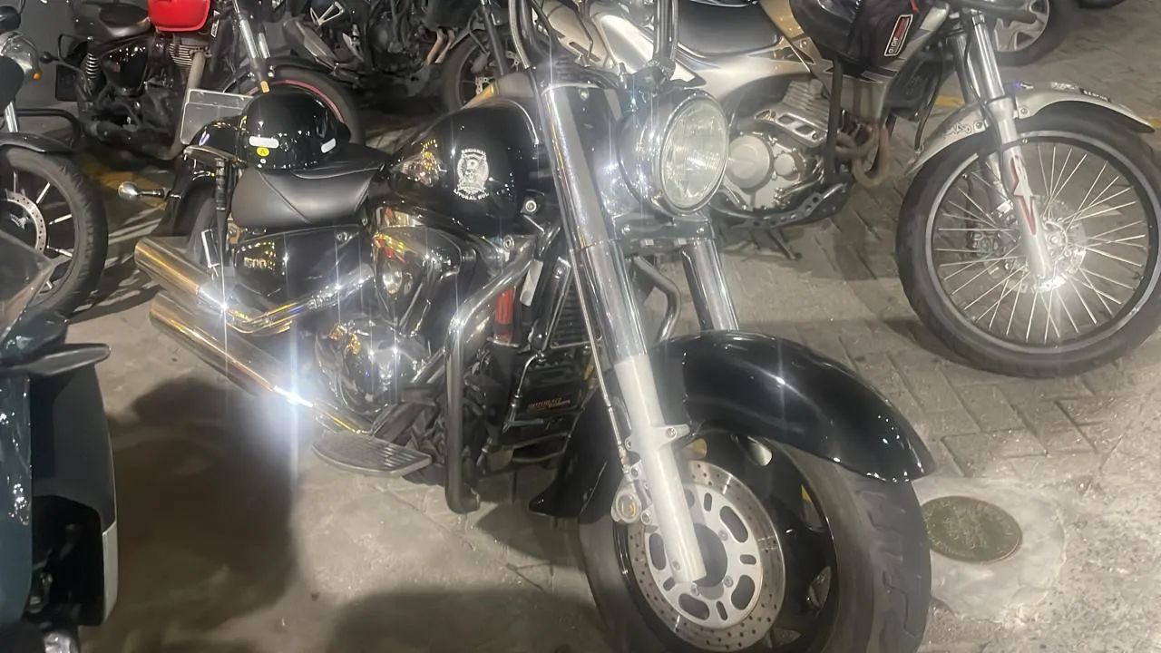 Intruder 1500 - Foto 2