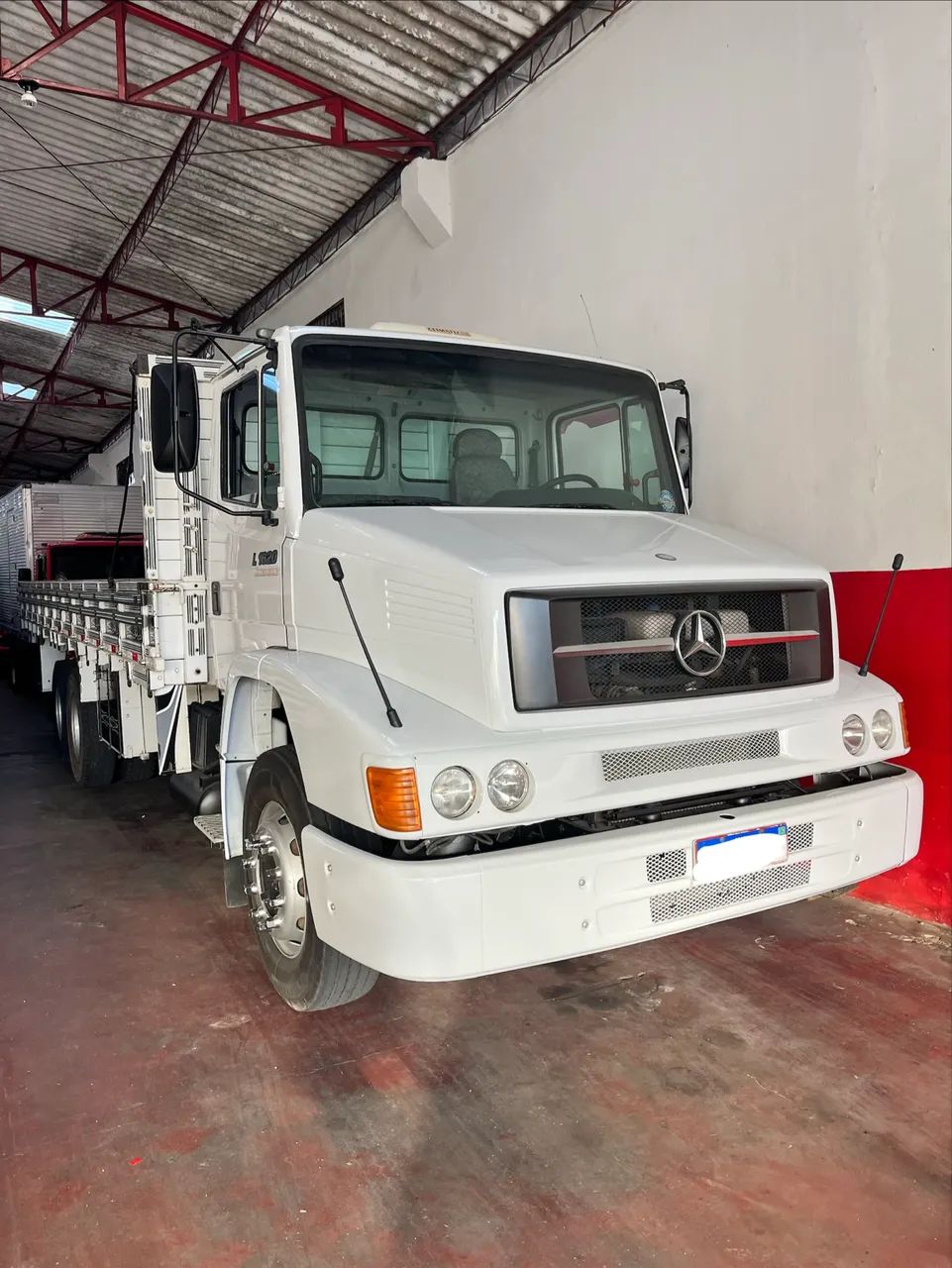 Mercedes 1620 Ano - 2011 - Caminhões - Centro, Campina Grande