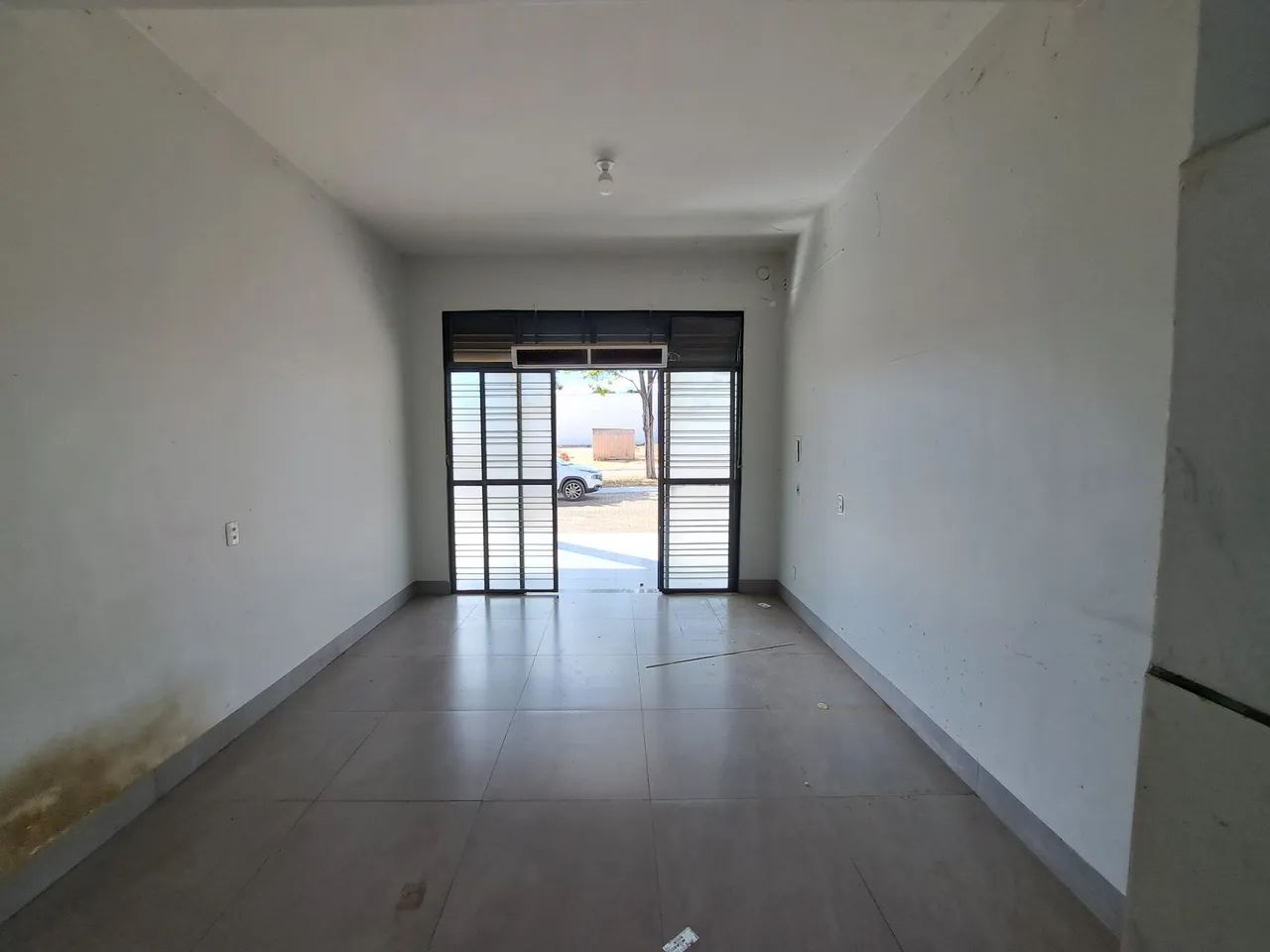 Sala Comercial na 103 norte, com água incluso, próximo a Faculdade Serra do Carmo  - Foto 3