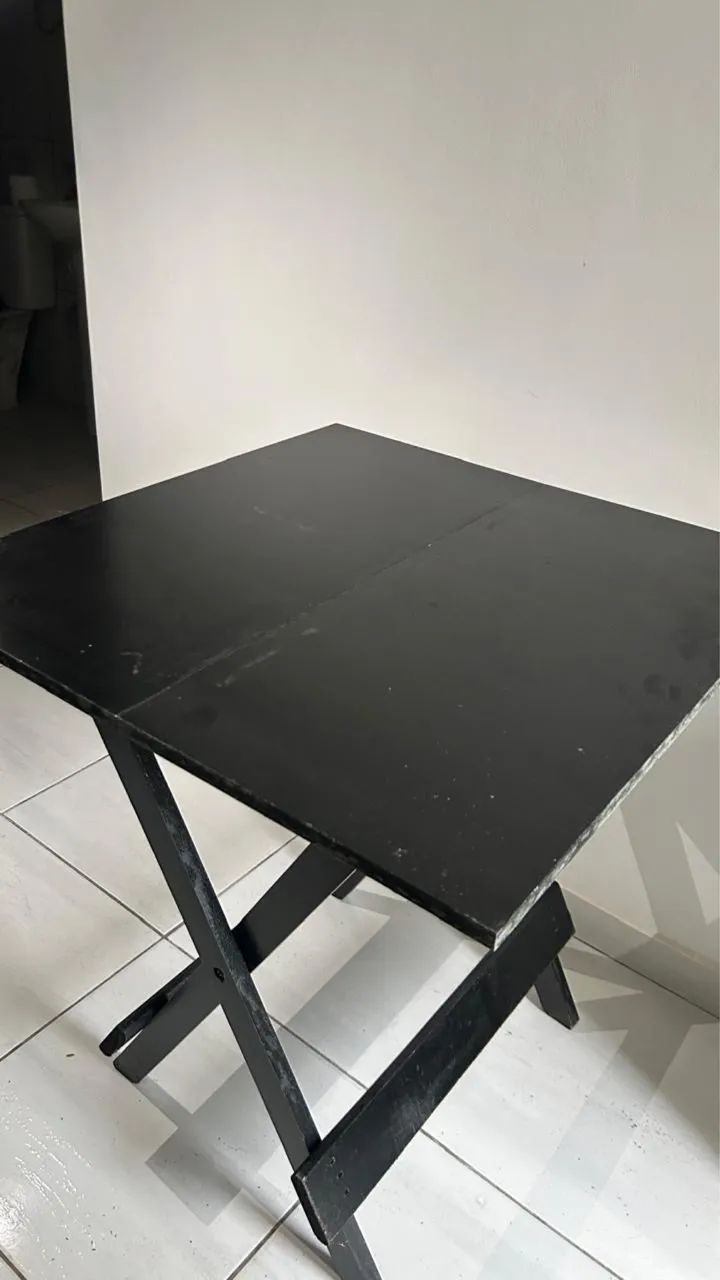 Jogo de mesa com 4 cadeiras - Foto 3
