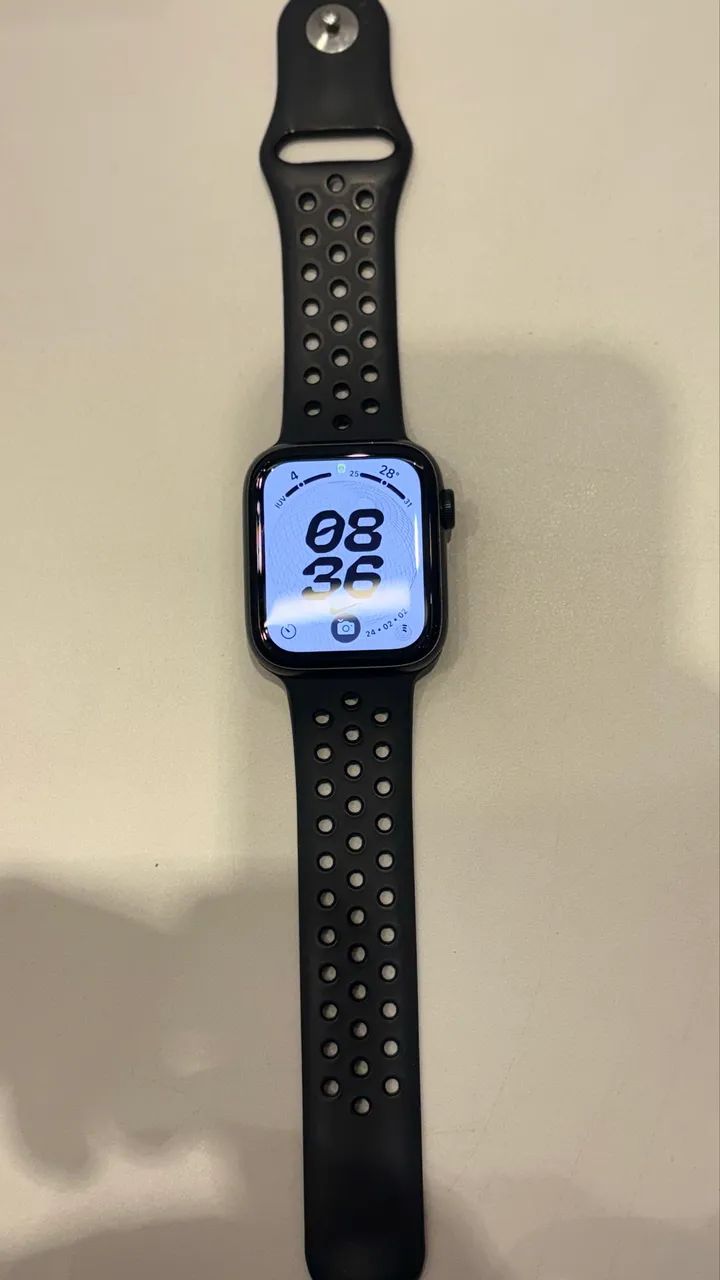 Apple Watch SE 44 M GPS - Na caixa  - Foto 3