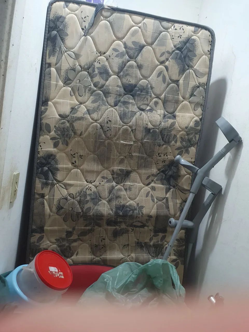Colchão solteiro doação 