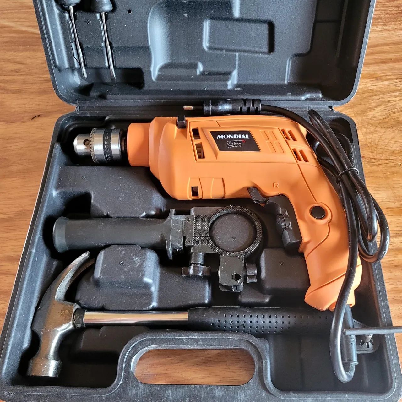 Furadeira e Parafusadeira Mondial 650W de Potência, Produto Novo na - Foto 3