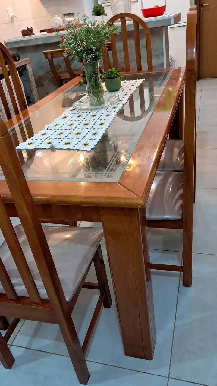 Mesa com 6 cadeiras 65570169307650120