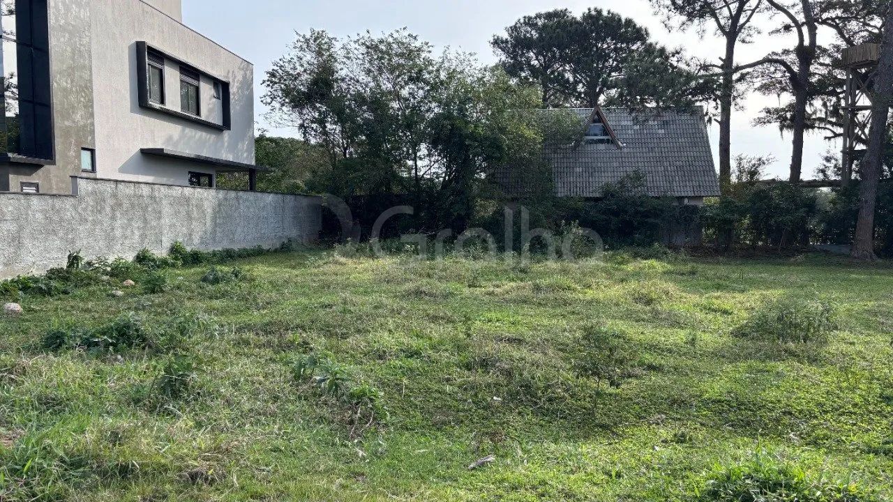 Terreno de 450m² no Ribeirão da Ilha
