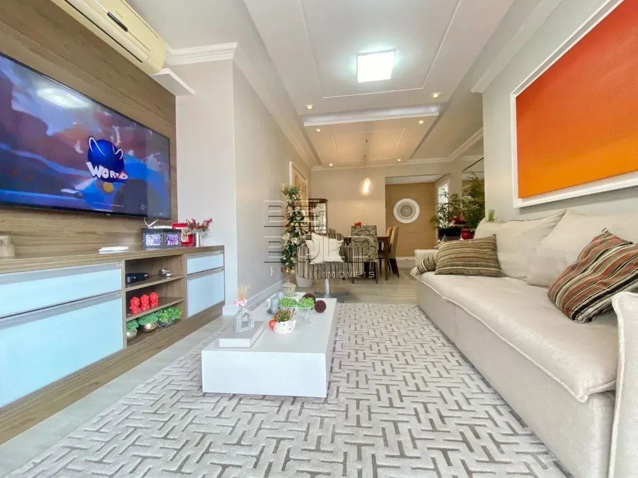 Apartamento amplo com 3 dormitórios em Coqueiros - Foto 5