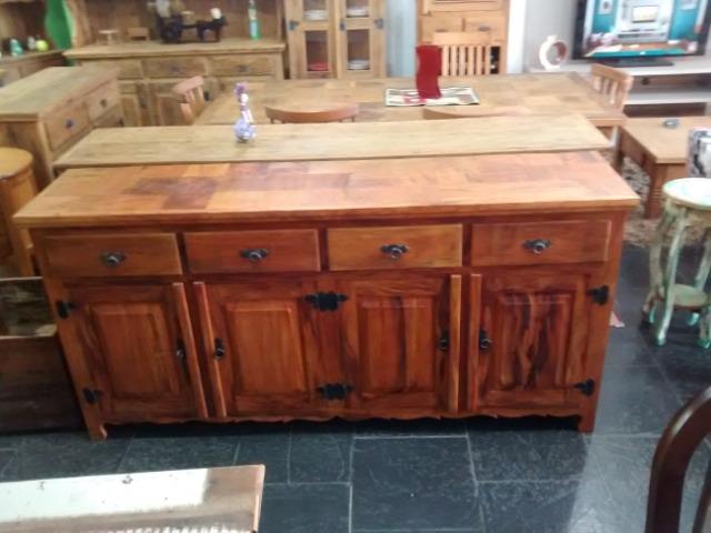 Buffet Em Mosaico Maquinado com 4 Portas