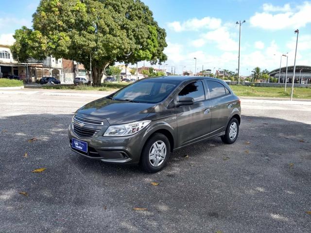 Chevrolet Onix 1.0 R$ 32.900,00 // Rafa Veículos