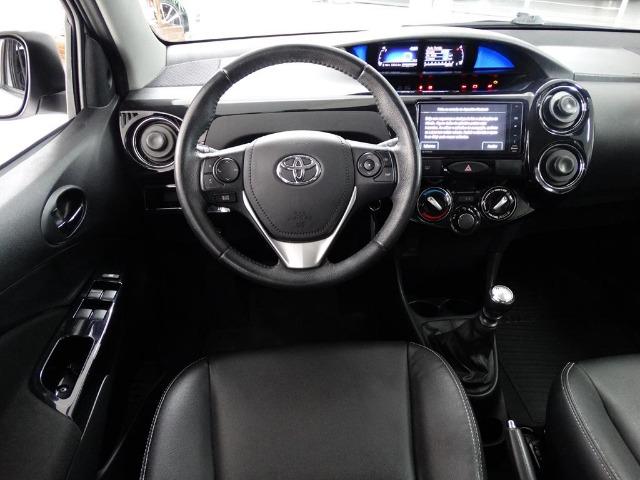 Toyota Etios Cross 1.5 Flex Prata - Foto 7