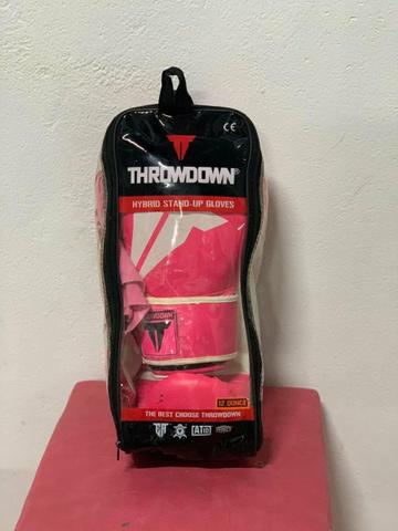 Luva Muay Thai Feminina Rosa Throwdown