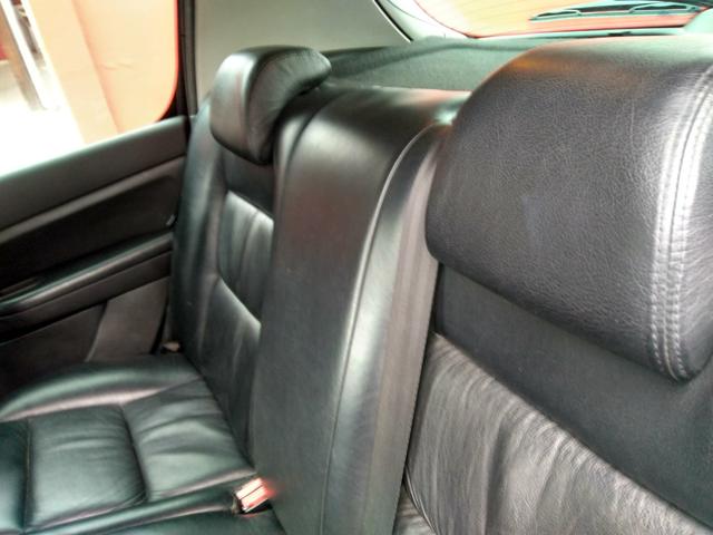 Vendo Peugeot 307 Presenc ano 2006 com ar direção airbags interior em couro valor 18000 - Foto 10